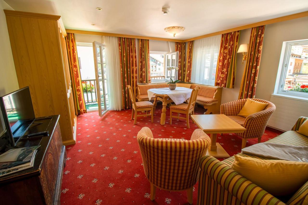 Hotel Tannbergerhof Im Zentrum Von Lech 外观 照片