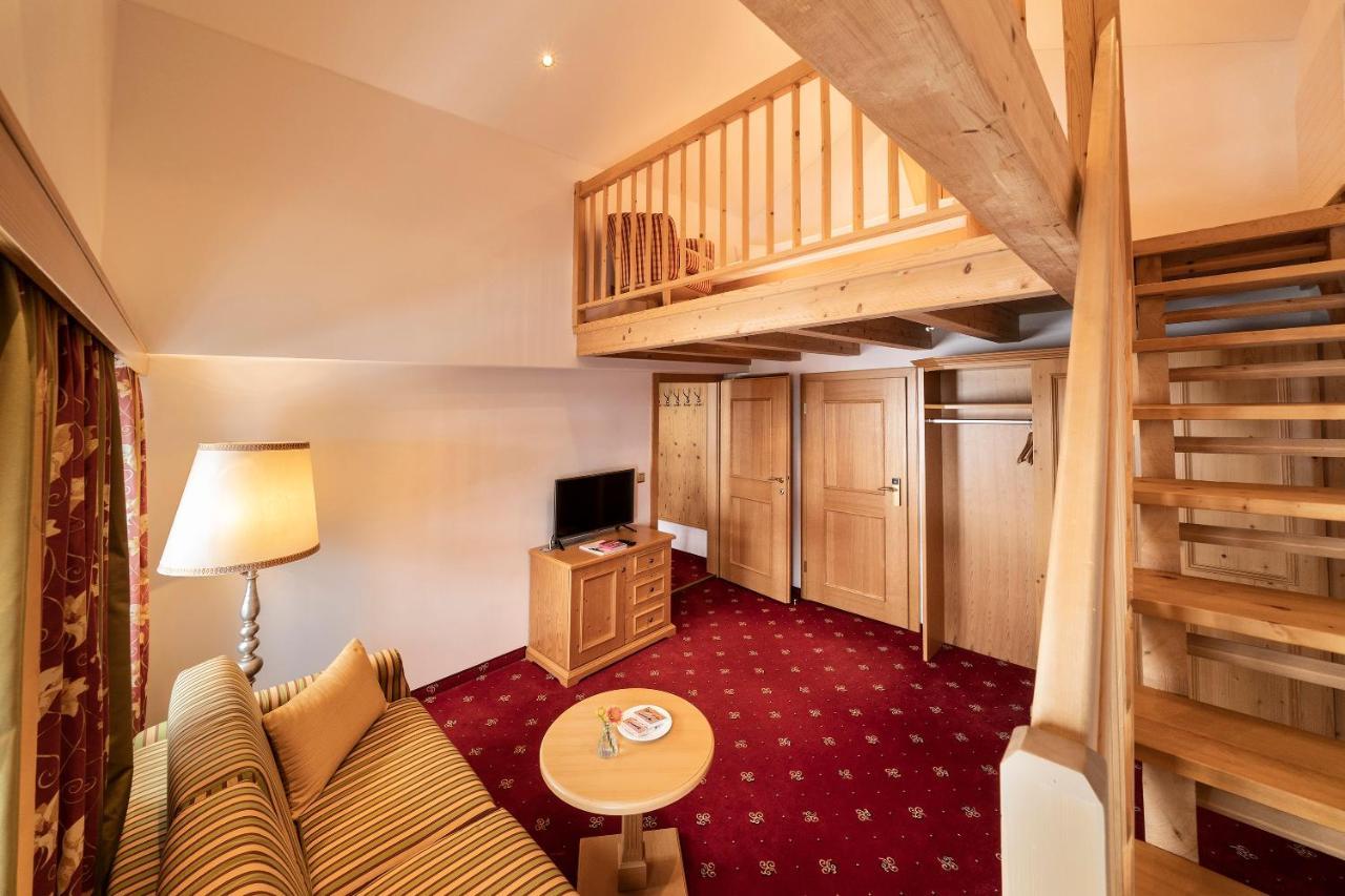 Hotel Tannbergerhof Im Zentrum Von Lech 外观 照片