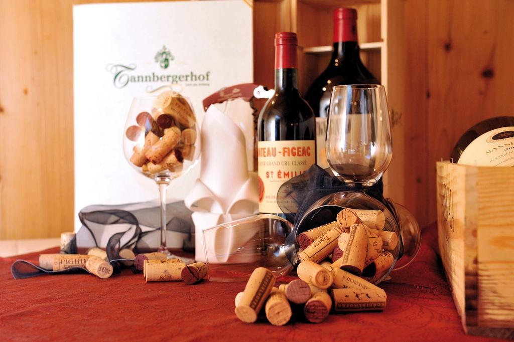 Hotel Tannbergerhof Im Zentrum Von Lech 外观 照片